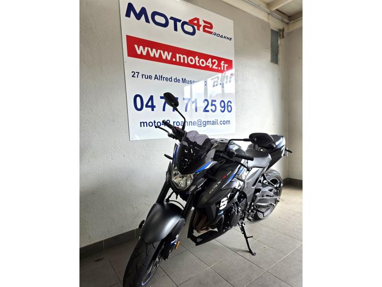 SUZUKI GSX-S 750 FULL