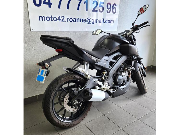 YAMAHA MT-125